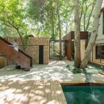 طراحی داخلی متفاوت خانه ای در کنار دو درخت – ویلا 99 شیراز
